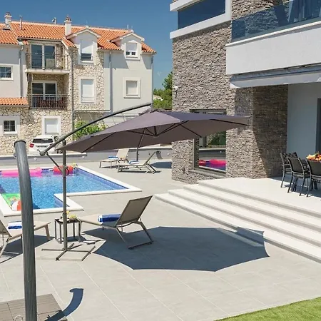 4 Bedroomstunning In * شيبينيك